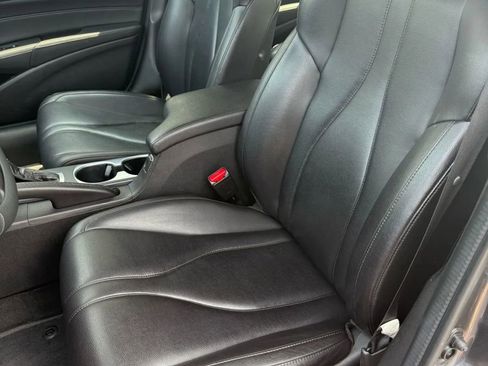 Used 2019 Acura ILX Sedan 4D image 15