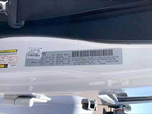 Used 2018 Jeep Wrangler Unlimited Sahara image 35