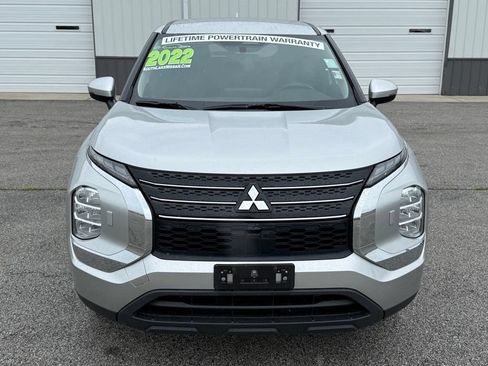 Used 2022 Mitsubishi Outlander ES AWD/4WD image 18