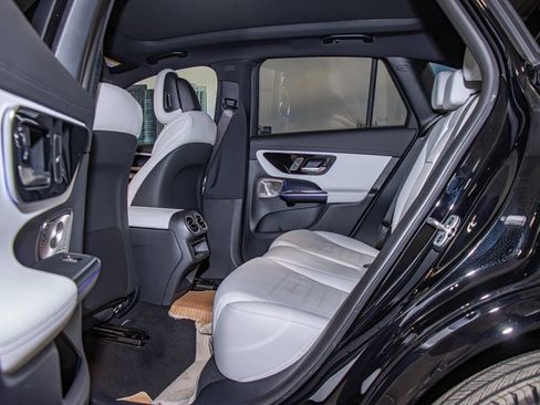 New 2026 Mercedes-Benz GLC 300 4MATIC image 22