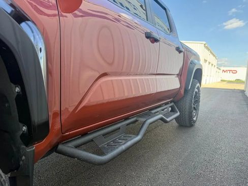 Used 2024 Toyota Tacoma TRD Pro AWD/4WD image 5