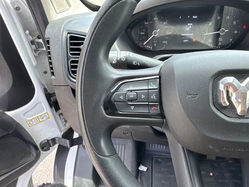 Used 2025 RAM ProMaster 2500 w/ Convenience Group FWD image 20