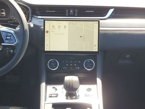 New 2026 Jaguar F-PACE R-Dynamic S image 28