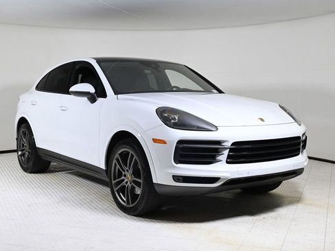 Certified 2020 Porsche Cayenne image 9