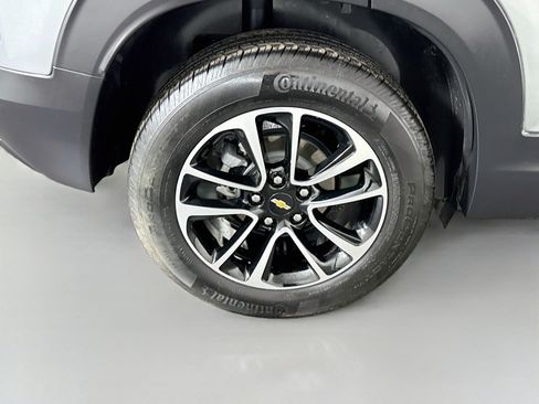 Used 2026 Chevrolet TrailBlazer LT FWD image 33