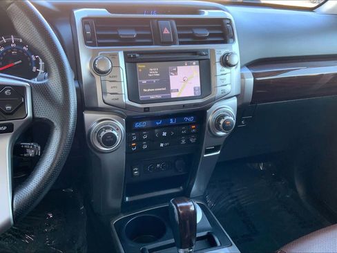 Used 2014 Toyota 4Runner Limited image 7