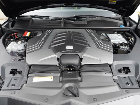 Used 2021 Lamborghini Urus AWD/4WD image 46