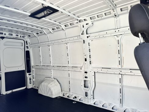 Used 2023 RAM ProMaster 3500 w/ Driver Convenience Group FWD image 18