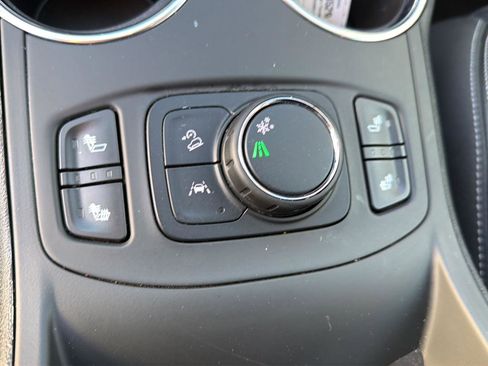 Used 2023 GMC Terrain SLT w/ Elevation Edition FWD image 27