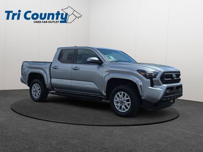 Used 2025 Toyota Tacoma SR5