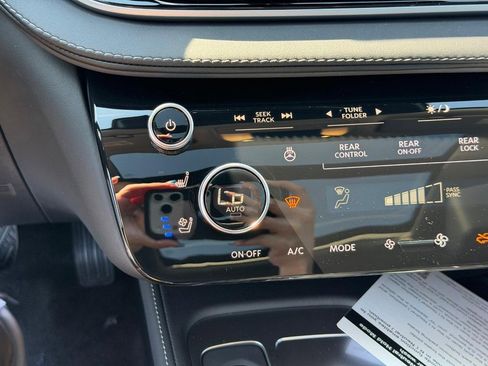 New 2026 INFINITI QX60 Luxe w/ Cargo Package image 17