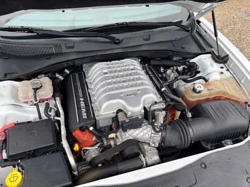 Used 2019 Dodge Charger SRT Hellcat w/ Navigation & Travel Group image 20