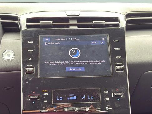 Used 2024 Hyundai Tucson SEL image 11