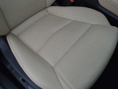 Used 2018 Cadillac XT5 FWD image 37