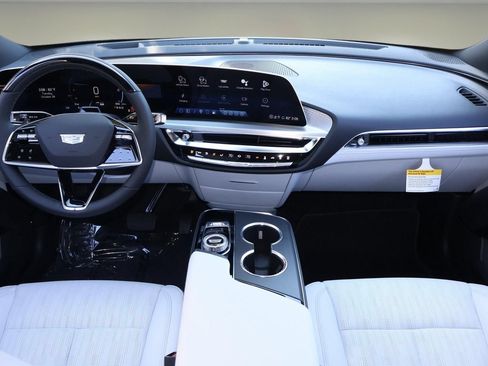 New 2026 Cadillac Lyriq Sport RWD image 17