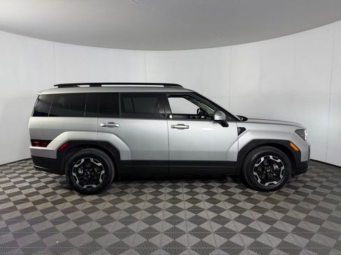 Used 2025 Hyundai Santa Fe SEL image 5