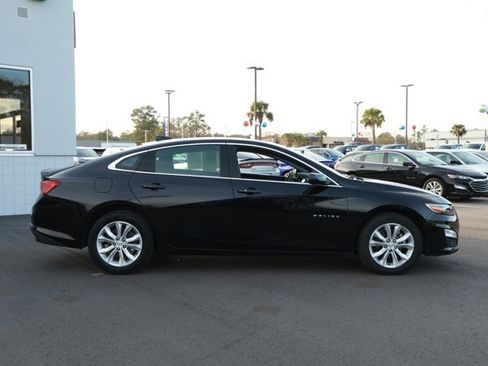 Used 2023 Chevrolet Malibu LT image 4