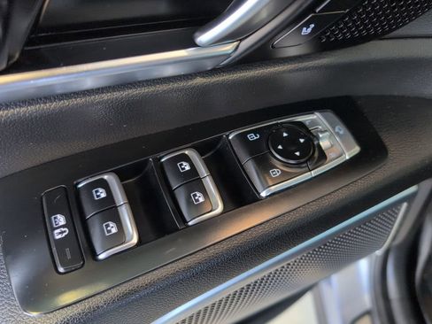 Used 2022 Kia Telluride SX w/ SX Prestige Package image 10