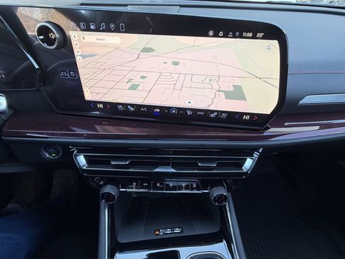 New 2026 Chevrolet Traverse RS w/ LPO, Floor Liner Package image 9