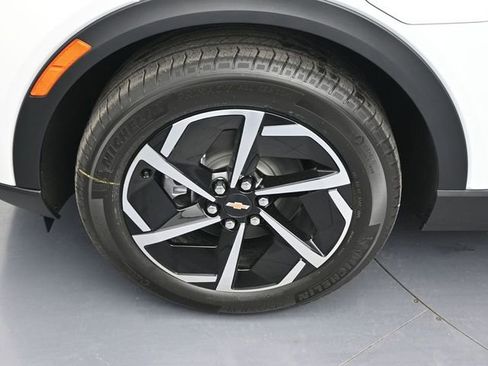 New 2026 Chevrolet Equinox EV LT FWD image 22