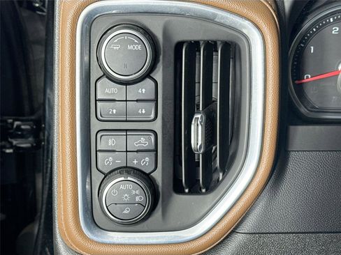 Used 2022 Chevrolet Silverado 3500 High Country w/ Safety Package II image 15