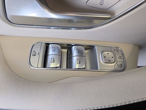 Certified 2026 Mercedes-Benz GLS 450 4MATIC image 31