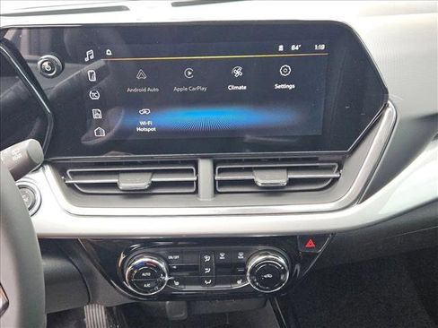 New 2026 Chevrolet Trax LT w/ Driver Confidence Package image 12