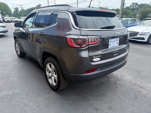 Used 2019 Jeep Compass Latitude AWD/4WD image 7