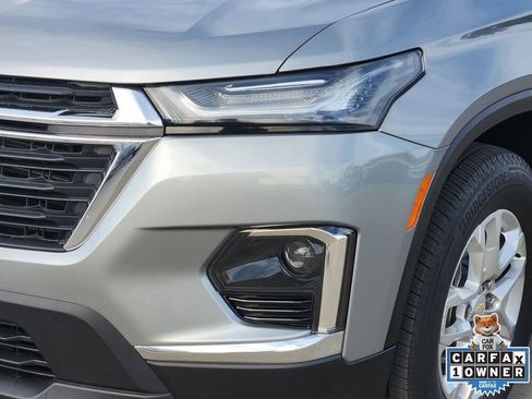 Used 2023 Chevrolet Traverse LS image 13