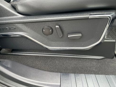 Certified 2024 Ford F250 Lariat w/ Sport Appearance Package image 41