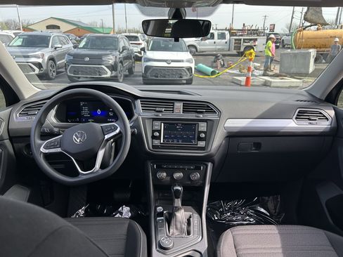 Certified 2023 Volkswagen Tiguan S image 9