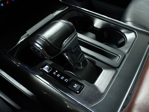 Used 2021 Ford F150 Lariat w/ Equipment Group 502A High image 24