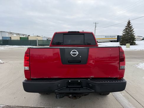 Used 2011 Nissan Titan SV image 6