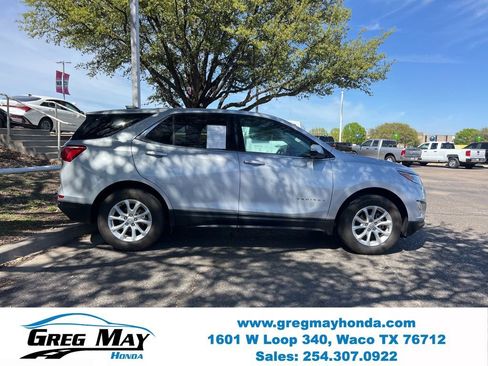 Used 2018 Chevrolet Equinox LT image 8
