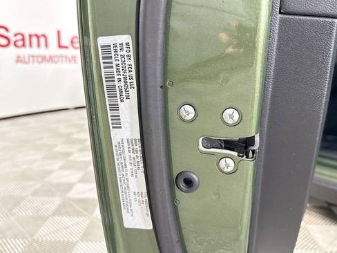 Used 2022 Dodge Challenger R/T Scat Pack image 31