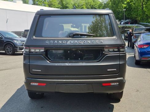 Used 2022 Jeep Grand Wagoneer Series II w/ Premium Group II AWD/4WD image 3