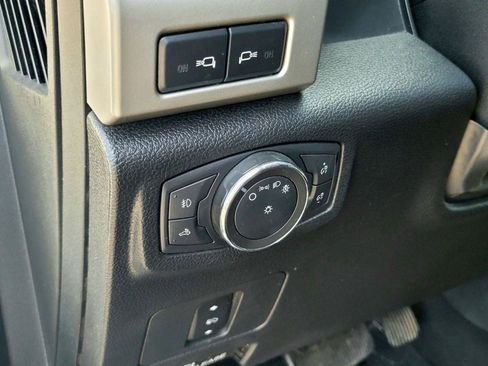Used 2021 Ford F250 Lariat w/ Lariat Value Package AWD/4WD image 20