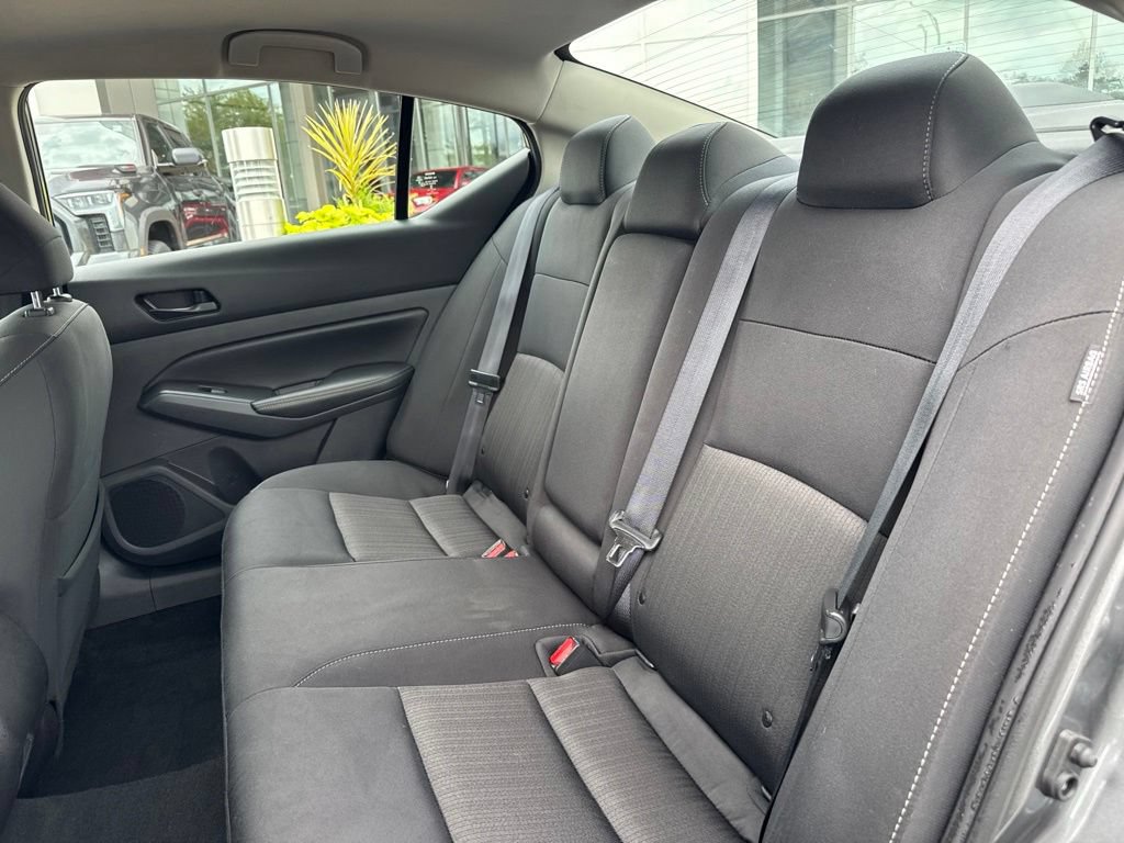 Used 2024 Nissan Altima 2.5 SV FWD image 15