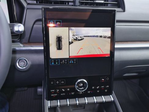 New 2026 GMC Terrain Denali w/ LPO, Floor Liner Package image 17