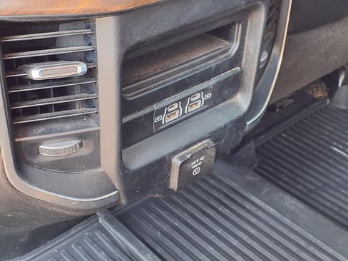 Used 2024 RAM 3500 Laramie image 22