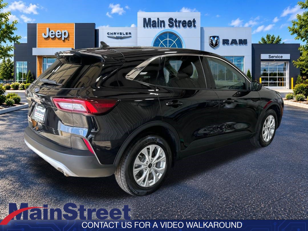 Used 2023 Ford Escape Active FWD image 5