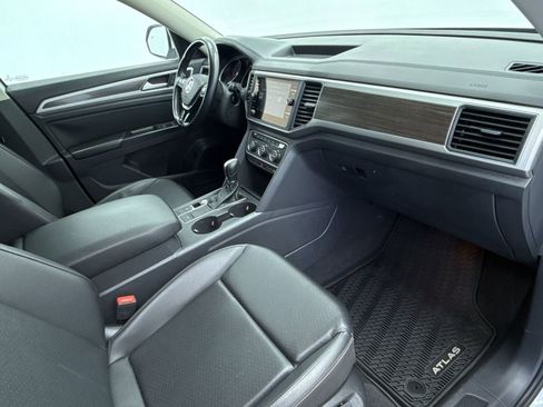 Used 2018 Volkswagen Atlas SE image 14