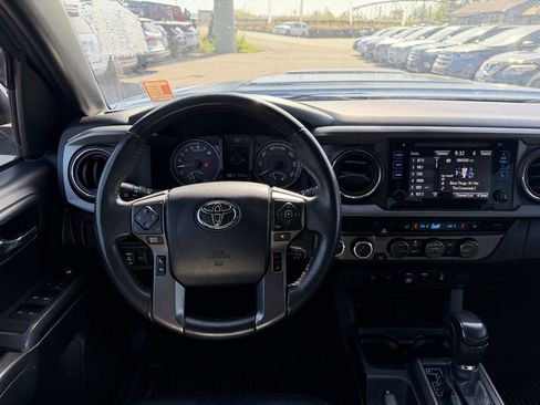 Used 2018 Toyota Tacoma TRD Pro AWD/4WD image 20