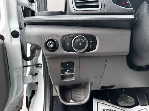 Used 2024 Ford Transit 350 XLT RWD image 22