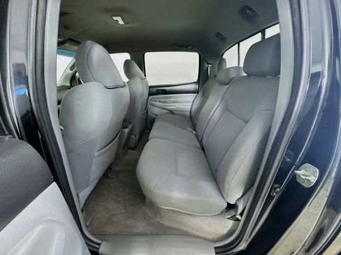 Used 2010 Toyota Tacoma 4x4 Double Cab image 23