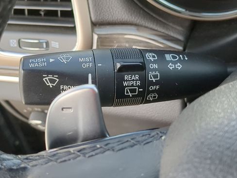 Used 2014 Jeep Grand Cherokee Overland image 29