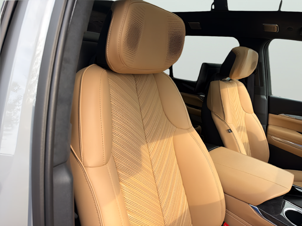 Certified 2026 Cadillac Escalade IQL Sport 2 w/ LPO, Floor Liner Package AWD/4WD image 37