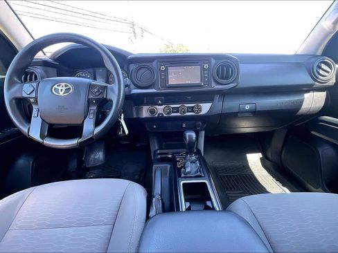 Used 2019 Toyota Tacoma SR image 14