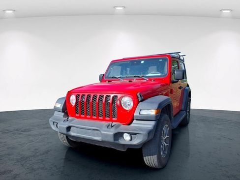 Used 2024 Jeep Wrangler Sport AWD/4WD image 4