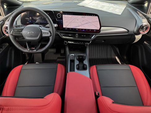 New 2026 Chevrolet Equinox EV RS image 9